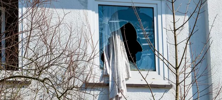 Storm Window Installation Contractors in Tamarac, FL