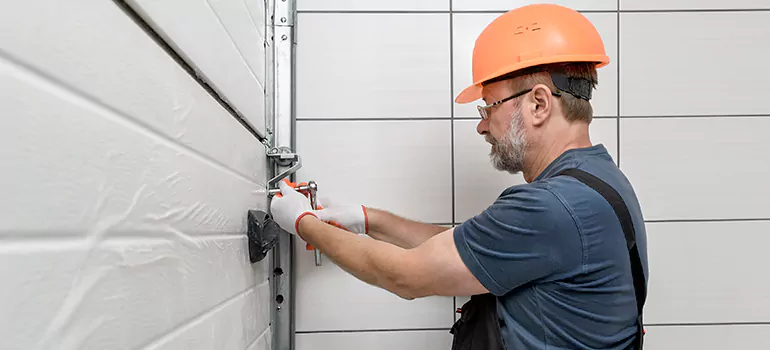 Garage Door Repair in Tamarac