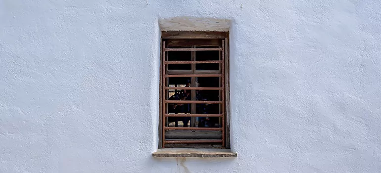 Residential Accordion Door Repair in Tamarac, FL