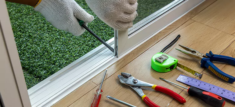 Window Hinge Repair in Tamarac, FL